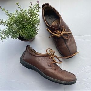 Born Women's Brown Leather Lace Oxford Shoes 7.5M